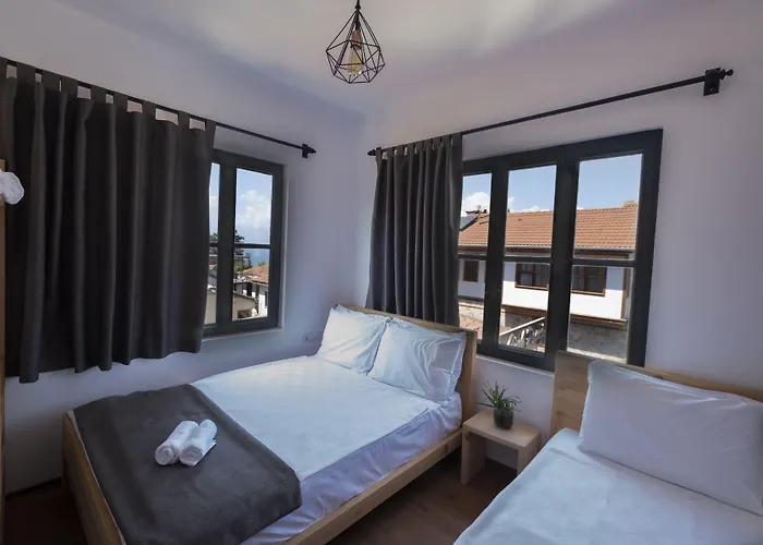 Solo Boutique Hotel