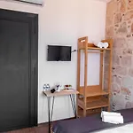 Solo Boutique